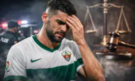 alt= Rafa Mir dans la tourmente. Le joueur d'Elche est accusé de violence sexuelle contre une jeune femme. Il risque jusqu'à 10 ans de prison.