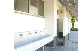 【高校】屋外出入監視AI対応赤外線カメラシステム