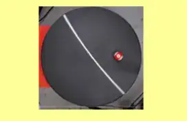 Ένα ενδιαφέρον βίντεο: Μπάλα σε στρεφόμενο τραπέζι.