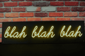 Η φλυαρία της τράπεζας θεμάτων