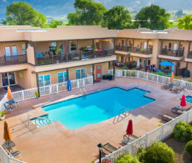Casa Del Mila Oro Resort