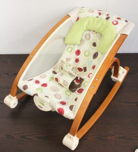 フィッシャープライス　木製バウンサー