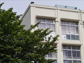 株式会社日本防犯設備 【中学校】屋外外周警戒カメラシステム