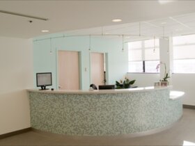 株式会社日本防犯設備 【皮膚科クリニック】高画質フルHD防犯カメラ