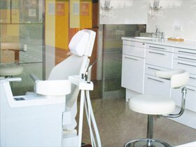 株式会社日本防犯設備 【歯科クリニック】音声付き防犯・監視カメラシステム