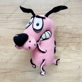 Courage the Cowardly Dog-inspired crochet pattern – detailed amigurumi dog toy PDF tutorial with step-by-step instructions by Monoxatoys