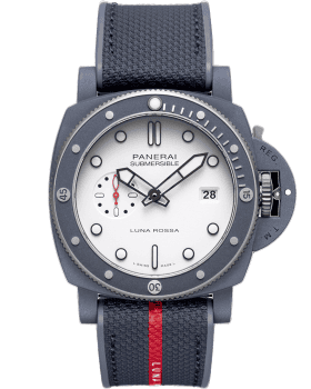 Часы Panerai Submersible QuarantaQuattro Luna Rossa Ti-Ceramitech™ PAM01543
