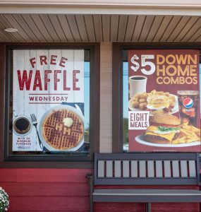 franchising with Huddle house incentives