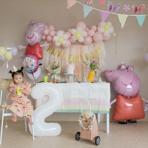 Peppa Pig Themed 2nd Birthday Party : ペッパピッグテーマのパーティー