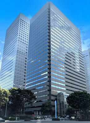 【新宿モノリスビル】株式会社日本防犯設備の東京防犯センターがございます。