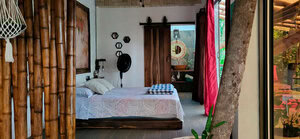 Cerro Ayampe Dormitorio