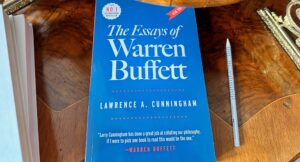 The Essays of Warren Buffett by Lawrence A. Cunningham