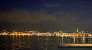 Loft Apartment Postira Split bei Nacht