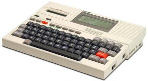 Epson HX - 8 Bit, Drucker integriert (Foto: Steven Stengel, oldcomputers.net via Wikimedia)