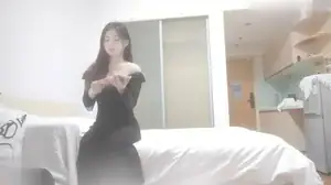 约了个极品少女一对奶子巨大