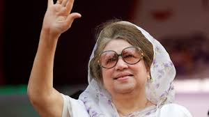 Bangladesh mourns former leader Khaleda Zia, who died aged 79 download