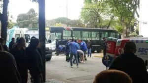 Lee más sobre el artículo Piden testigos e imágenes de un accidente en el centro de Lomas «para que se haga justicia»
