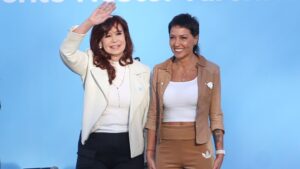Lee más sobre el artículo Mayra Mendoza descarta a Kicillof: «Si Cristina no es candidata, reelige Milei»