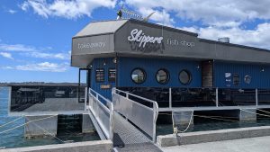 Skippers Fish Shop — fish and chip shop in St Helens, Tasmania