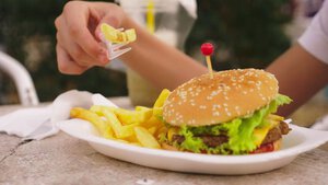 Hamburger and chips