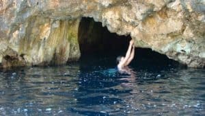 Little blu cave