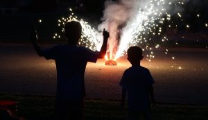 La pólvora y los niños no se llevan bien. Foto Pixabay-Jarr55.