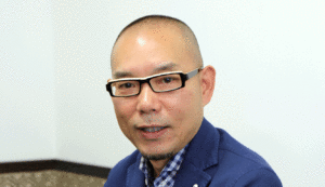行政書士法人シフトアップ　代表社員　川合智