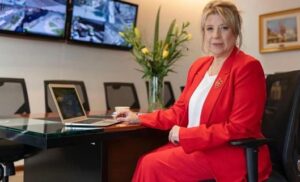 Lee más sobre el artículo Un custodio de la ministra de Seguridad se tiroteó con delincuentes y terminó herido