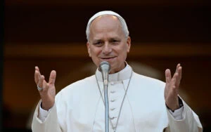 Lee más sobre el artículo El 9 de noviembre será feriado nacional por la visita del papa León XIV
