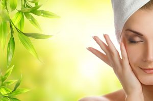 Find out the best organic skincare brands in India which will give you healthy skin without making a big hole in your pocket.