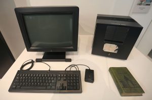 Der allererste Webserver - ein NeXT (Foto: Wikimedia)