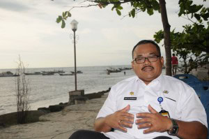 Asisten Administrasi Pemerintahan Kabupaten Bengkulu Utara, Sahat Marulitua Situmorang saat diwawancara, Kamis (11/8) sore, di Bengkulu Utara. (Foto: Humas/Jay)