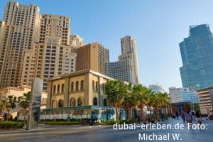 dubai marina walk