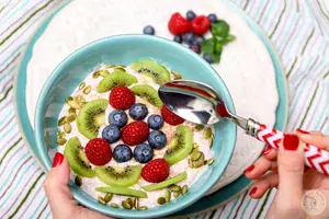 healthy breakfast bowl
