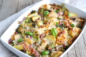 Veganer Kartoffel-Brokkoli-Auflauf