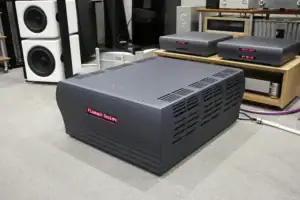 Amplificateur stéréo 2