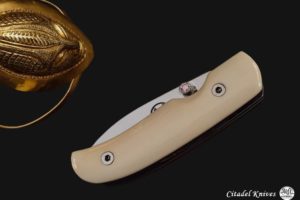 Citadel Coubi « VIOLETTE DES BOIS »- Couteau de Poche.