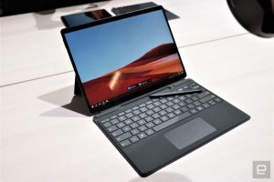 Auch schick, schnell und always online - das Surface Pro X
