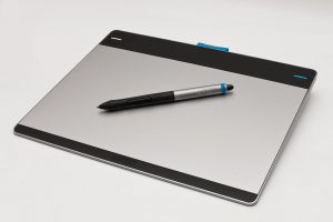 Ein Wacom-Intuos-Tablet (Foto: via Wikimedia, siehe Bildnachweise unten)
