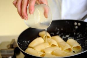 padella con paccheri