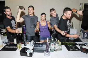 Metro 030416 Feature Freespirits2 Tgrillo 1 Hawaii Mobile Bartending Services