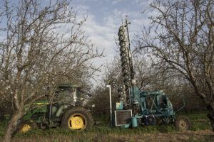 Once in the orchard, pollen is blown onto trees using the company’s 2B mechanical pollinator unit. LIDAR sensors are used to apply the pollen from the most effective distance to each part of the tree. Photo: Dudi Ardon