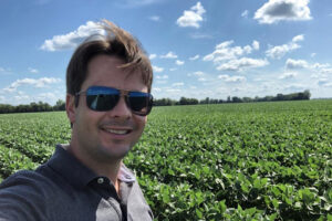 35 year old Cassio de Oliveira Kossatz grows grains on 4,000 ha in Ponta Grossa city, Paraná state, Brazil. - Photo: Cassio de Oliveira Kossatz