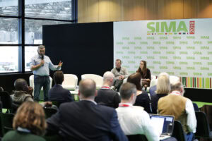 Speakers from all over the world will come to share their experience and vision of agricultural robotics. - Photo: SIMA