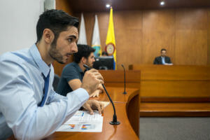 court-witness-guy