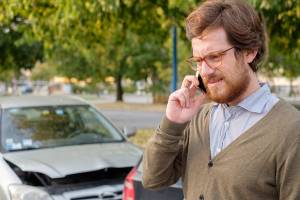 talking to insurance company after car crash