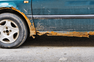 rusty old car