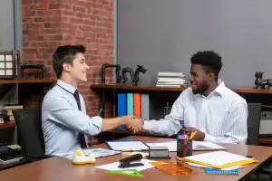 Créateurs d’entreprise : comment protéger vos droits et sécuriser vos premiers contrats ?
