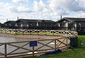 Roseberry View - caravans by lake