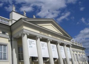 Architektur: Fridericianum Kassel / Foto: Larissa Vassilian